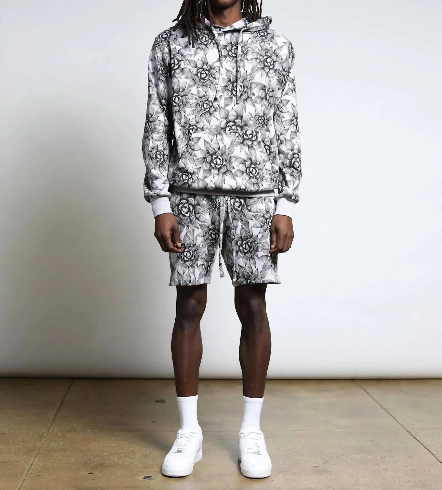 Agave Hyper Reality Knit Shorts In Lavender