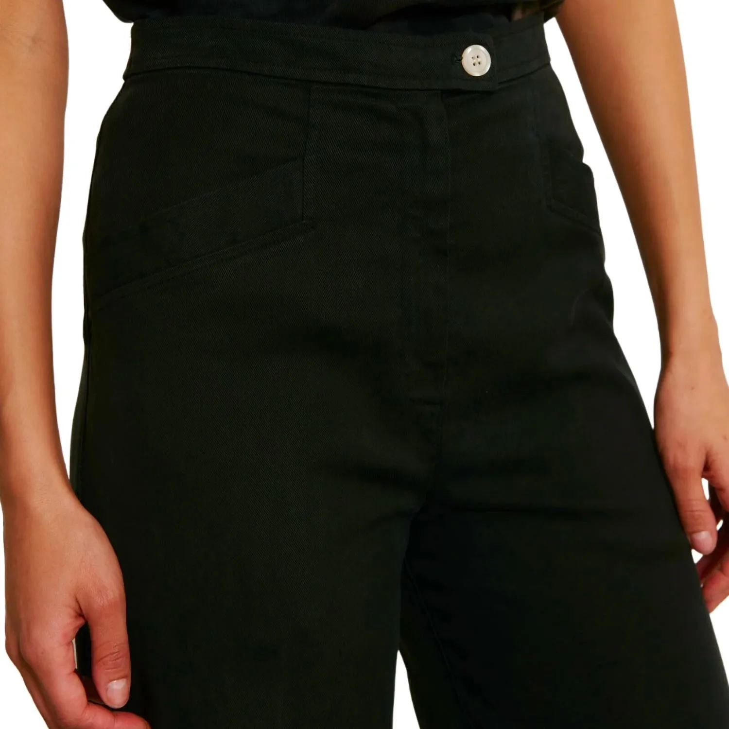 Lynn Pant In Black