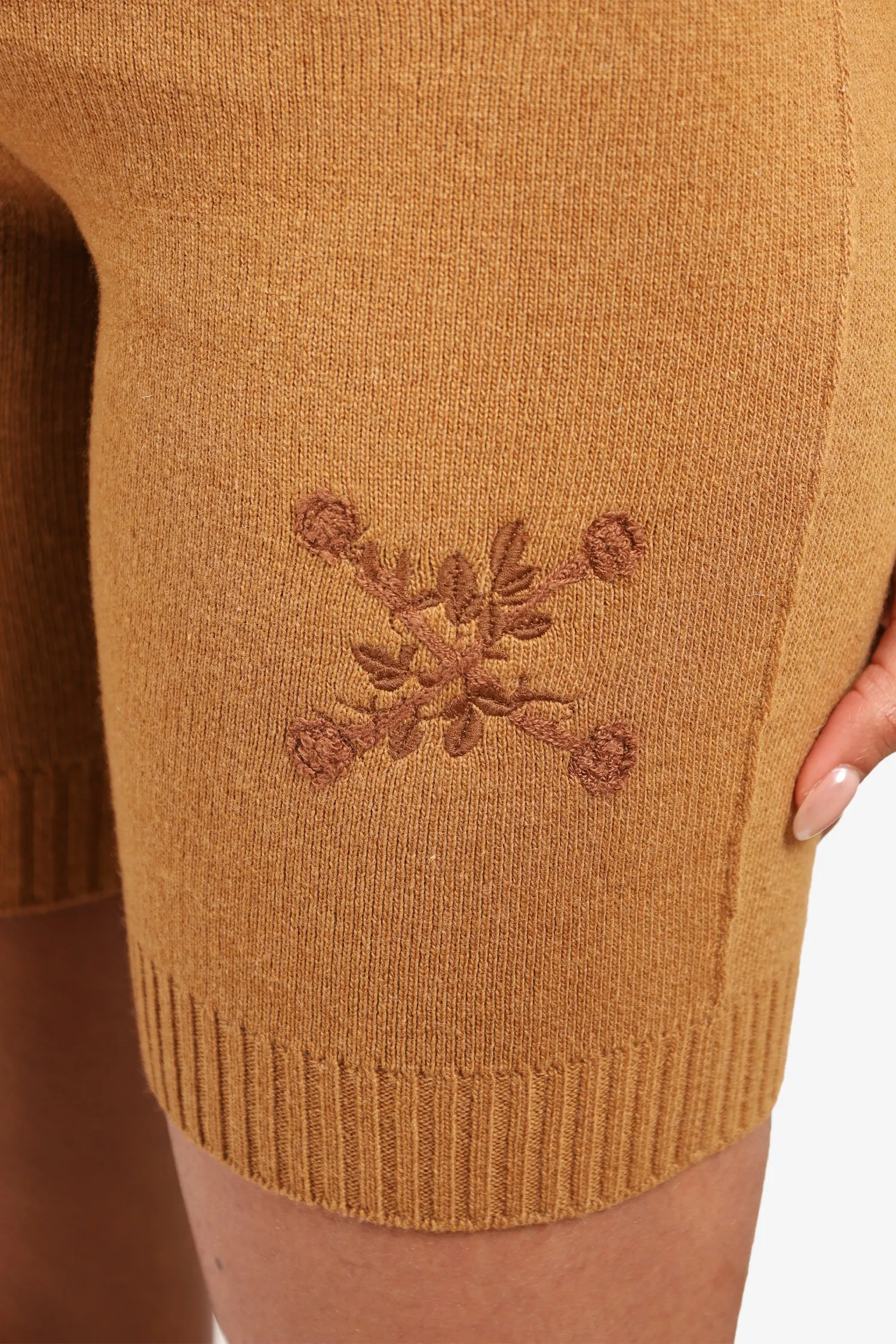 Off-White Tan Wool Knit Bra Top   Embroidered Bermuda Shorts Size XXS