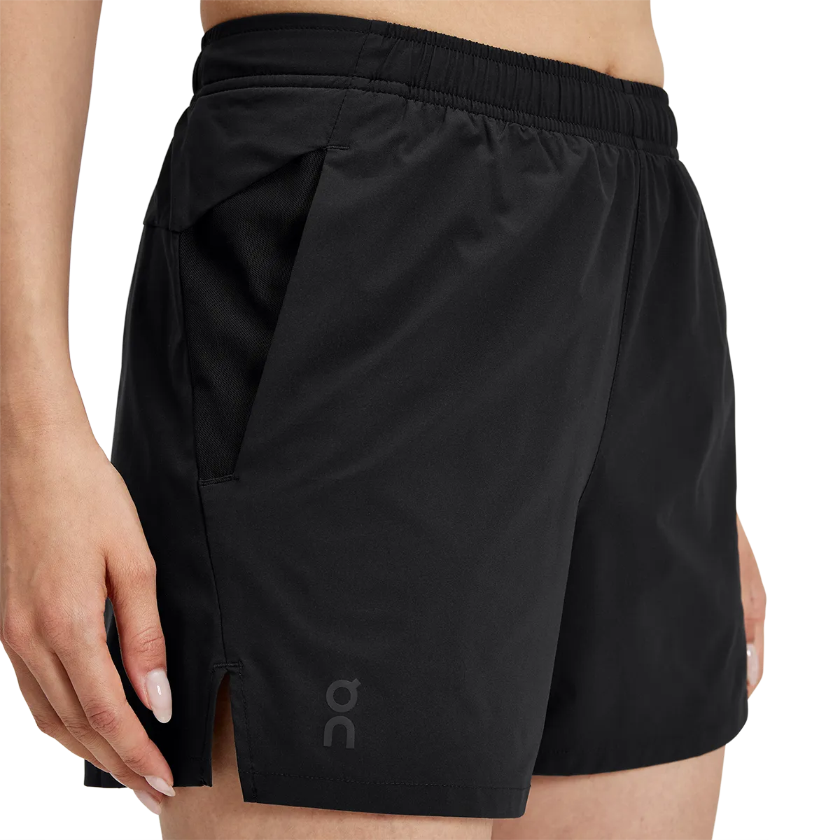 On Essential Shorts
