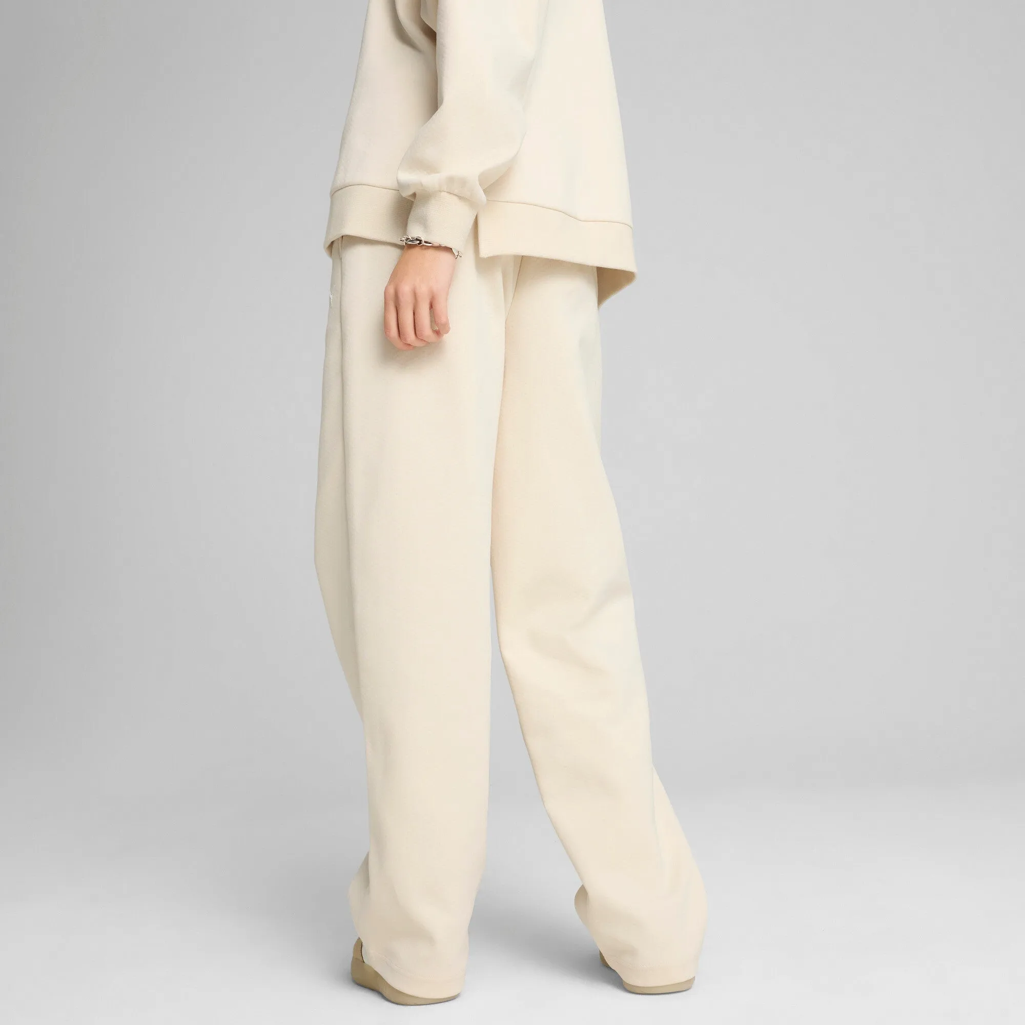 PUMA Women's Wardrobe Essentials Straight Pintuck Pants