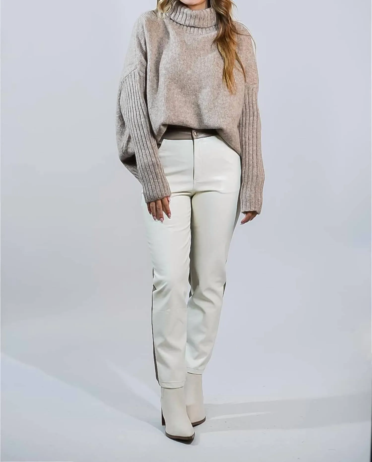 Rebel Charm Split Leather Pants In Cream/mocha