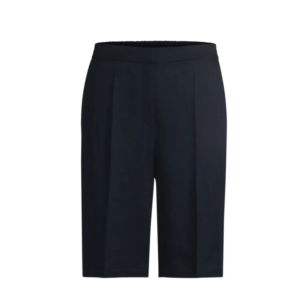 Relaxed-fit shorts with wide leg