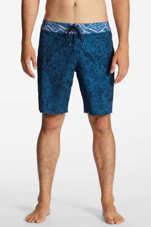 Riot Pro Boardies In Navy