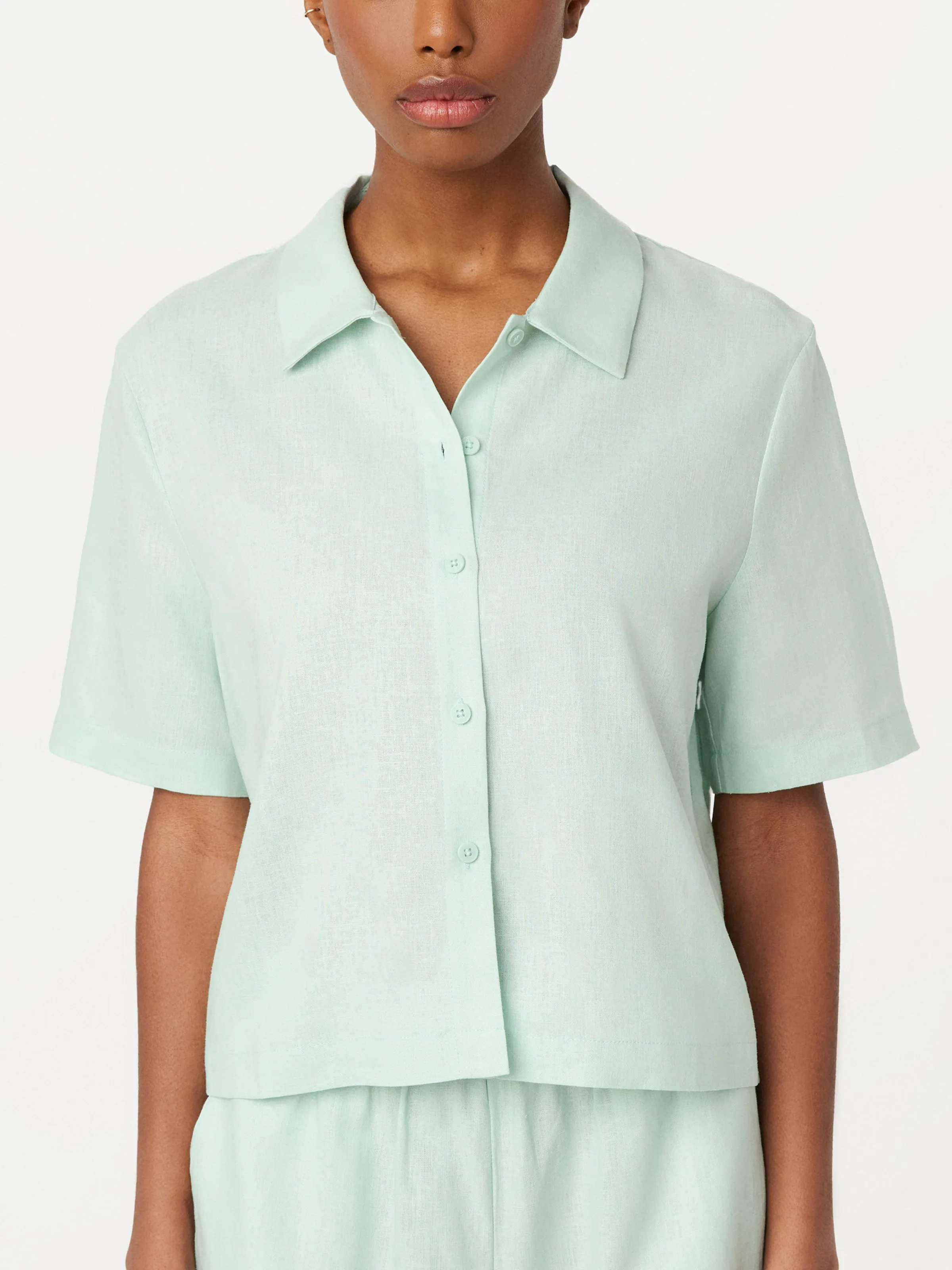 The Cropped Linen Blend Shirt in Seafoam