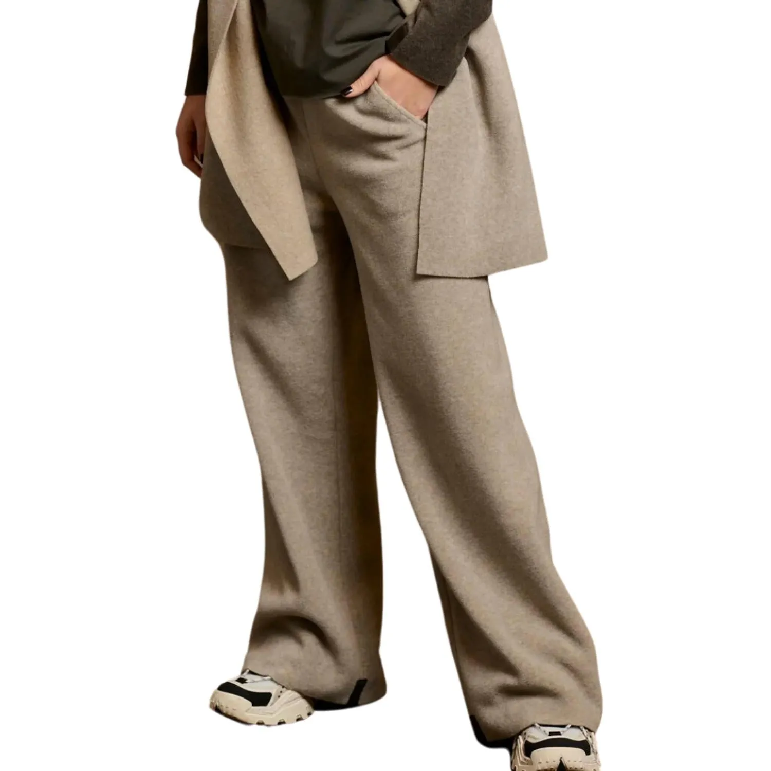 Women's Wide Leg Trousers In Sand